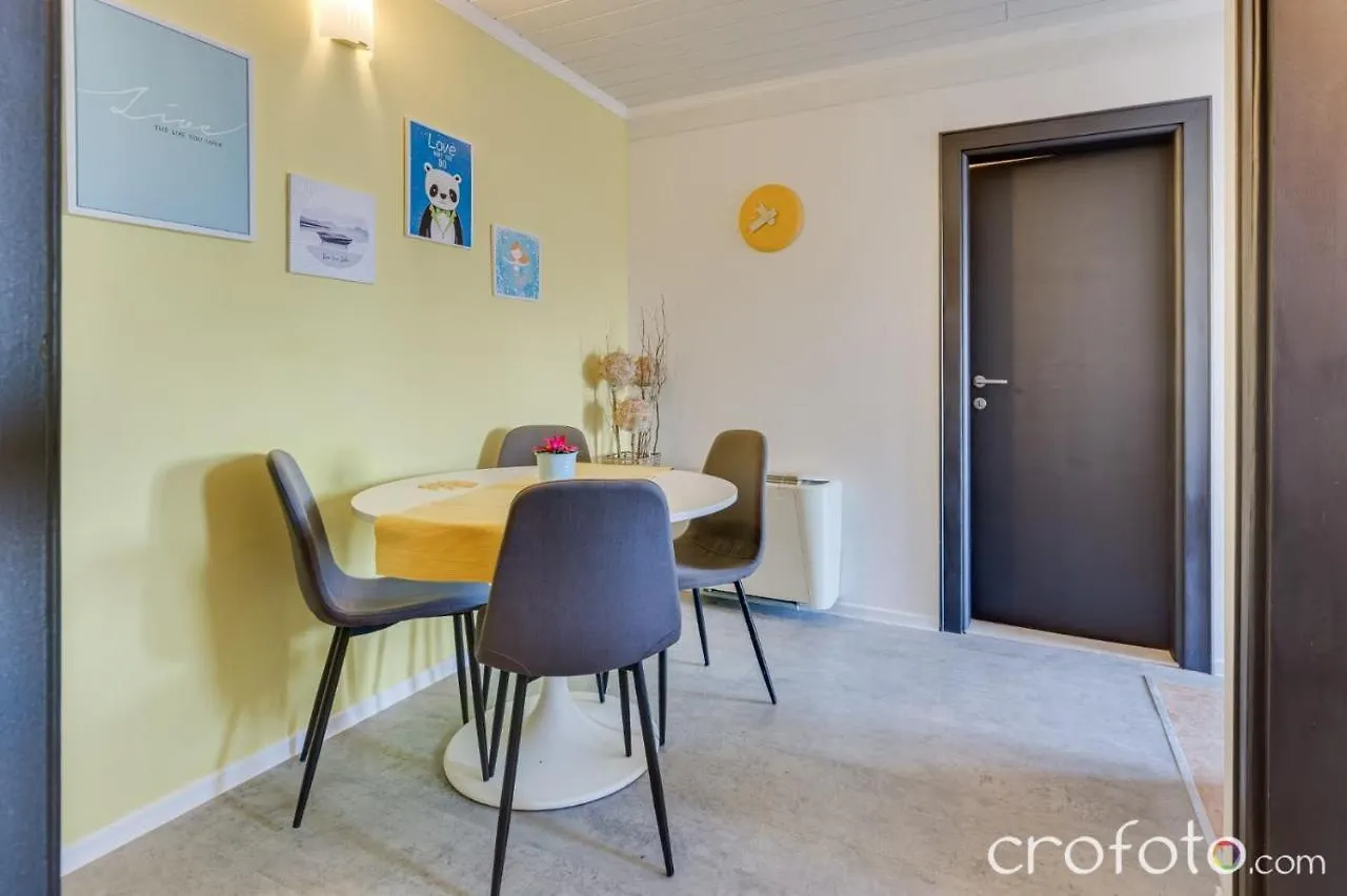 Apartments & Rooms Laganini Zaton  Croatia